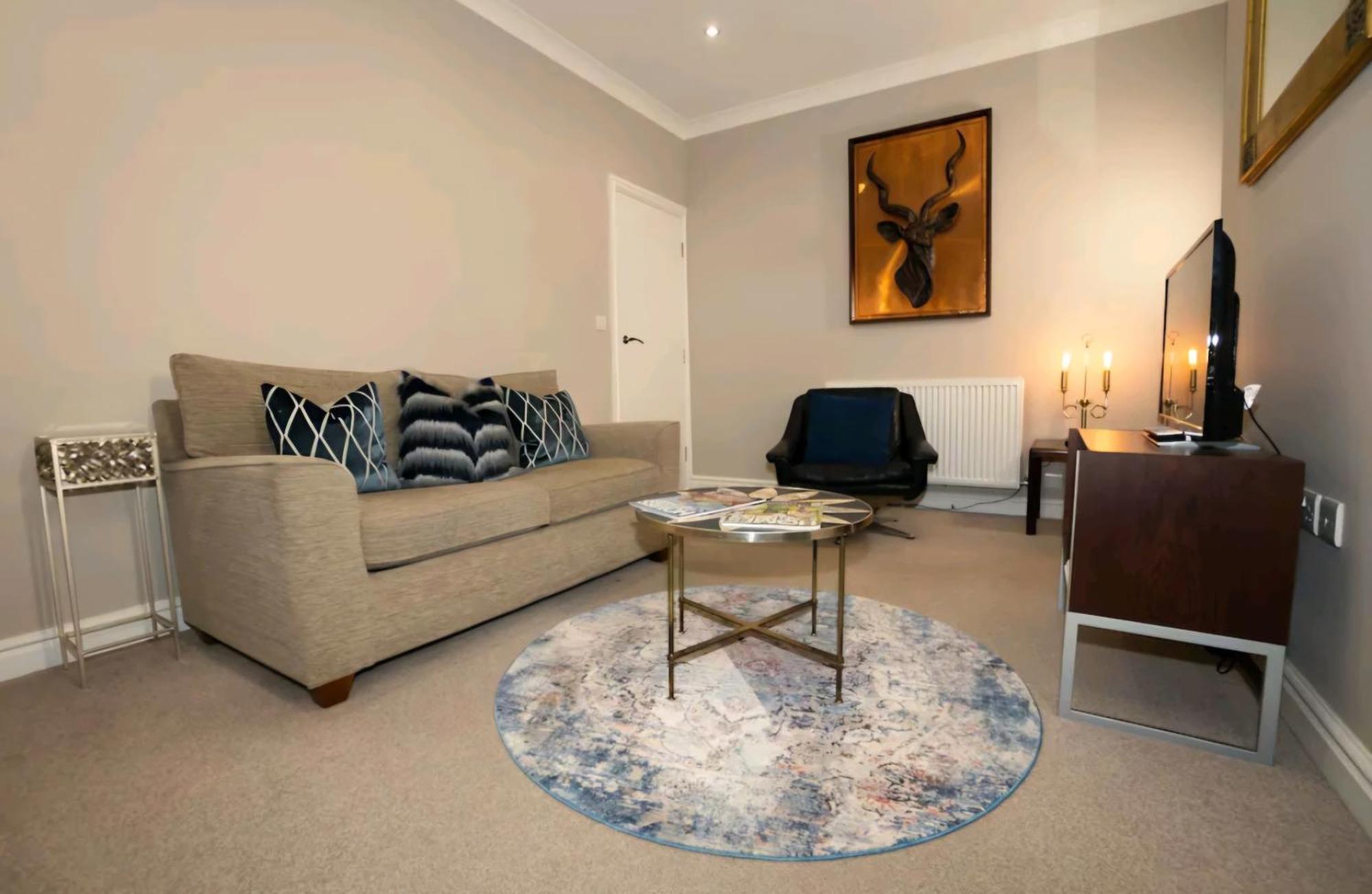 Stones Throw Apartment สการ์โบโรห์ ภายนอก รูปภาพ