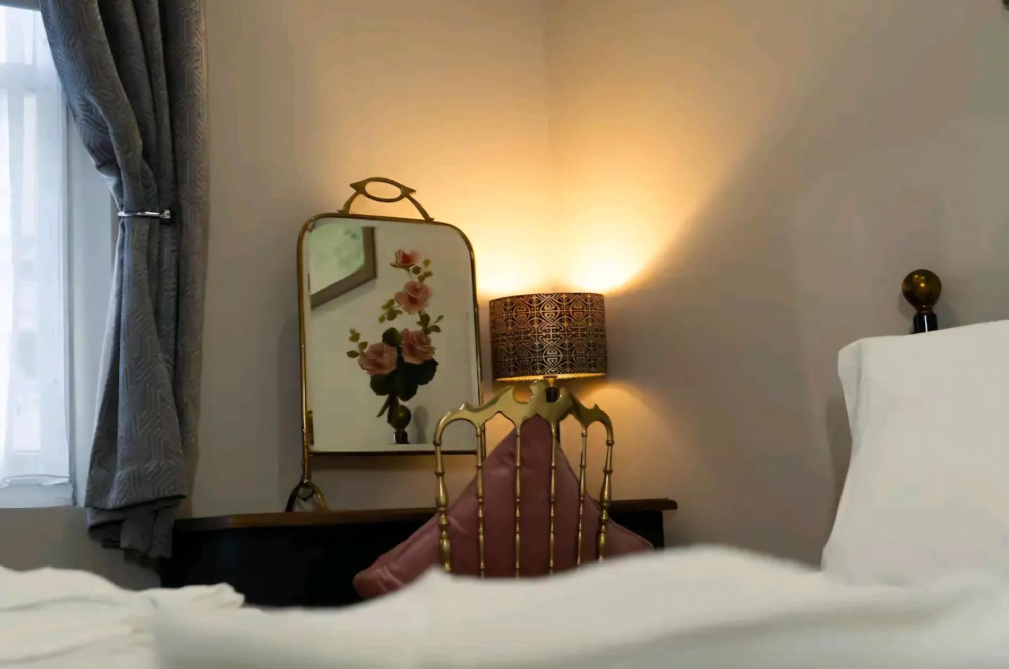 Stones Throw Apartment สการ์โบโรห์ ภายนอก รูปภาพ